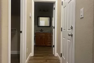 103 S Kanaio Dr, Bastrop, TX 78602 - Photo 14