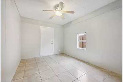 1111 Lawson Lane, Austin, TX 78702 - Photo 18