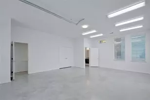 13130 Pond Springs Rd, Austin, TX 78729 - Photo 2