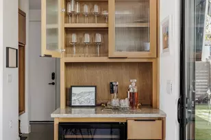 108 Comal St, Austin, TX 78702 - Photo 12