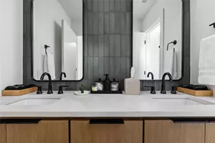 108 Comal St, Austin, TX 78702 - Photo 22