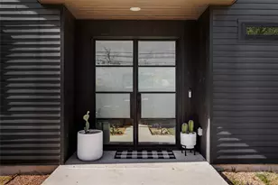 108 Comal St, Austin, TX 78702 - Photo 2