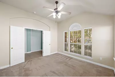10409 Yellowstone Drive, Austin, TX 78747 - Photo 14
