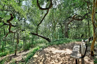 10409 Yellowstone Drive, Austin, TX 78747 - Photo 32