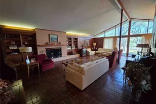 402 Honeycomb Ridge, Austin, TX 78746 - Photo 16