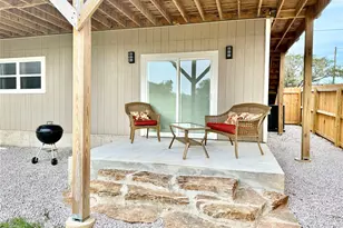 618 Hill St, Burnet, TX 78611 - Photo 8