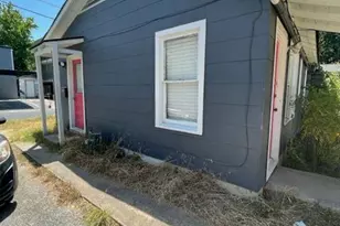 207 W 39th St, Austin, TX 78751 - Photo 1