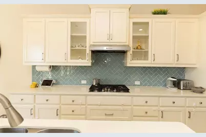 348 Cross Timbers Drive, Georgetown, TX 78628 - Photo 8