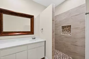 529 W Clark St, Bartlett, TX 76511 - Photo 16