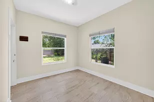 529 W Clark St, Bartlett, TX 76511 - Photo 10