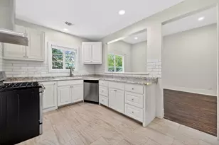 529 W Clark St, Bartlett, TX 76511 - Photo 6