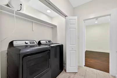 529 W Clark Street, Bartlett, TX 76511 - Photo 12