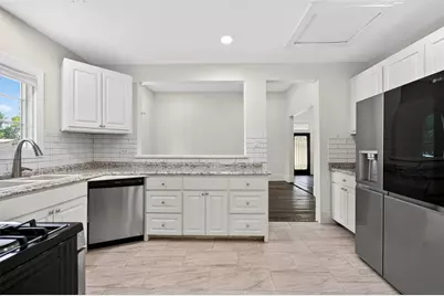 529 W Clark Street, Bartlett, TX 76511 - Photo 8