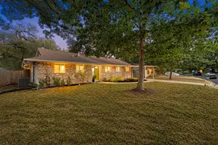 6801 Bryn Mawr Dr, Austin, TX 78723 - Photo 26