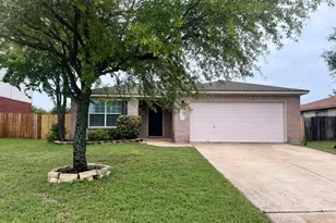 1005 W South St, Leander, TX 78641 - Photo 2