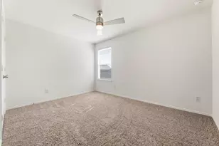 365 Rocroi Dr, Georgetown, TX 78626 - Photo 32