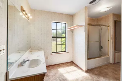 905 Kimbro Street, Taylor, TX 76574 - Photo 18