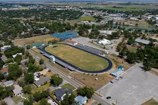 905 Kimbro St, Taylor, TX 76574 - Photo 34