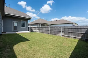 221 Banff Dr, Kyle, TX 78640 - Photo 28