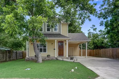 1103 Farm Street, Bastrop, TX 78602 - Photo 2