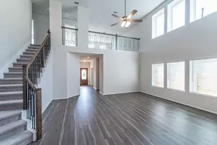 457 Blue Hibiscus Dr, Liberty Hill, TX 78642 - Photo 2