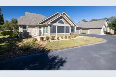 30 Wildwood Drive #32, Georgetown, TX 78633 - Photo 2