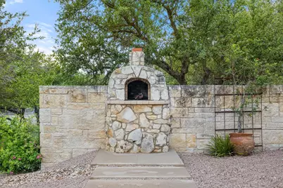 2560 Bell Springs Road, Dripping Springs, TX 78620 - Photo 36