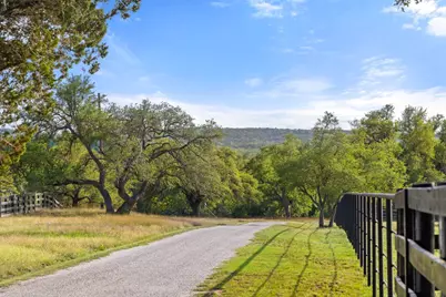 2560 Bell Springs Road, Dripping Springs, TX 78620 - Photo 4