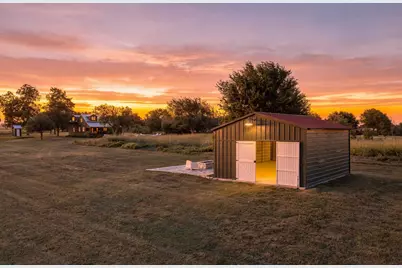 6389 Miller Road, New Ulm, TX 78950 - Photo 36