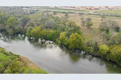 611 Fm 969, Bastrop, TX 78602 - Photo 2