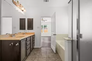 2215 McCombs St, Georgetown, TX 78626 - Photo 22