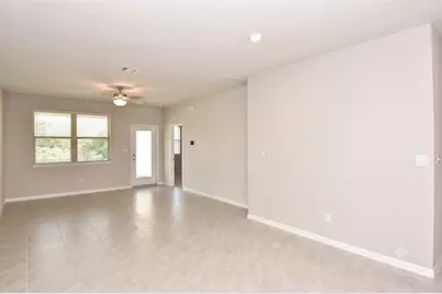 241 Serpens Street, Georgetown, TX 78628 - Photo 6