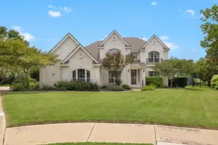 2263 Hamlet Cir, Round Rock, TX 78664 - Photo 2