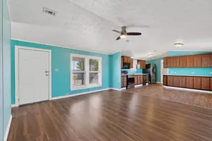 195 Gato Rd, Cedar Creek, TX 78612 - Photo 8