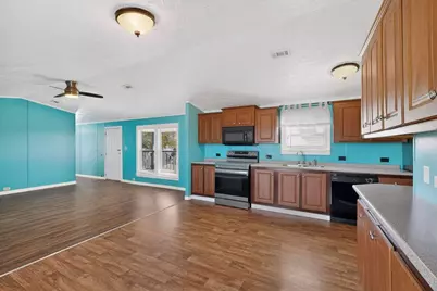 195 Gato Road, Cedar Creek, TX 78612 - Photo 4