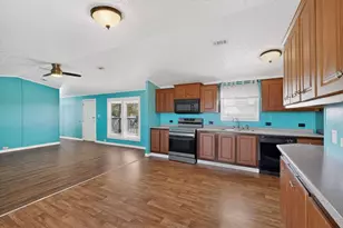 195 Gato Rd, Cedar Creek, TX 78612 - Photo 4