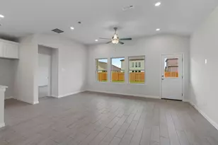 261 Ironshoe Trl, Liberty Hill, TX 78642 - Photo 10