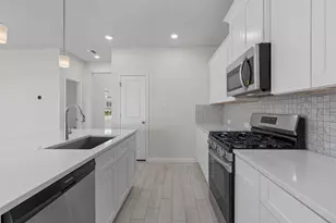 261 Ironshoe Trl, Liberty Hill, TX 78642 - Photo 14