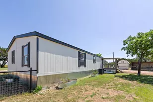 930 Co Rd 224, Florence, TX 76527 - Photo 10