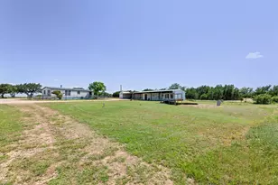 930 Co Rd 224, Florence, TX 76527 - Photo 26