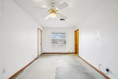 102 Stubblefield Drive, Elgin, TX 78621 - Photo 22