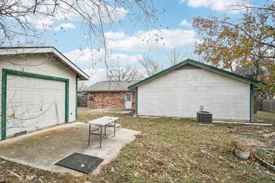 102 Stubblefield Drive, Elgin, TX 78621 - Photo 38