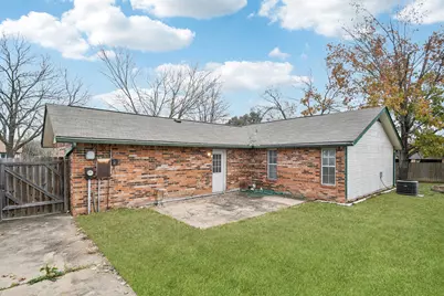 102 Stubblefield Drive, Elgin, TX 78621 - Photo 30