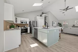 411 W Live Oak St, Austin, TX 78704 - Photo 10