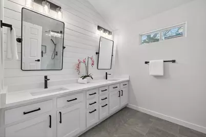 411 W Live Oak Street, Austin, TX 78704 - Photo 22