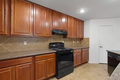 5700 Welsh Way, Del Valle, TX 78617 - Photo 10