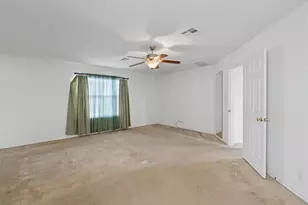 5700 Welsh Way, Del Valle, TX 78617 - Photo 14