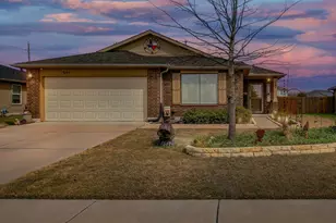 507 Luna Vista Dr, Hutto, TX 78634 - Photo 2