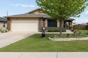 507 Luna Vista Dr, Hutto, TX 78634 - Photo 1
