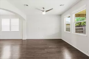 5600 Bonneville Bend, Austin, TX 78744 - Photo 8
